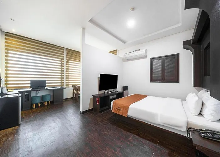 Highland Motel 2*