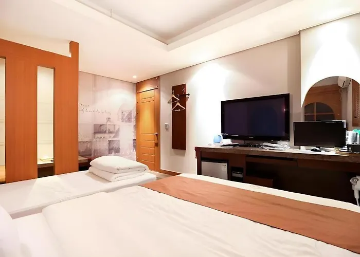 Highland Motel 2*